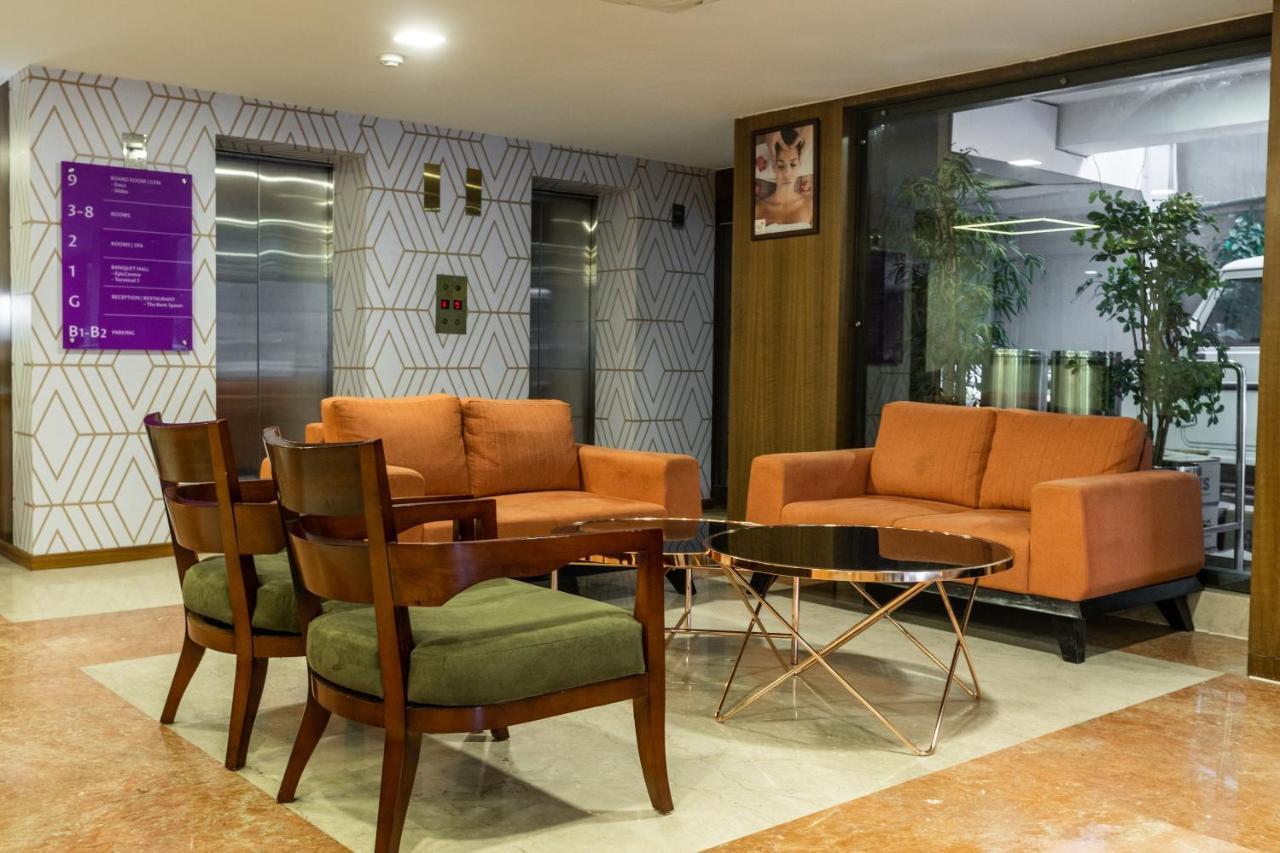 Clubhouse Nami Residency, Ahmedabad Hotell Exteriör bild